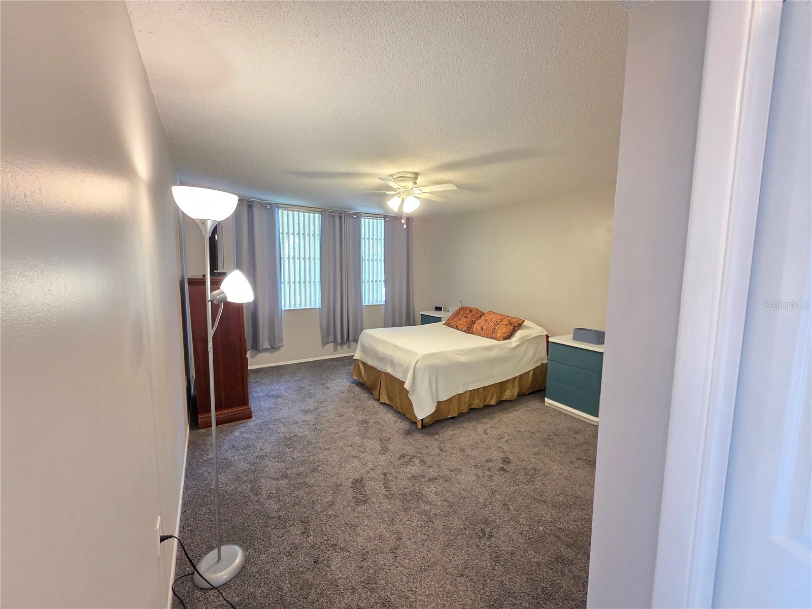 SEVILLE CONDO 4 - Residential