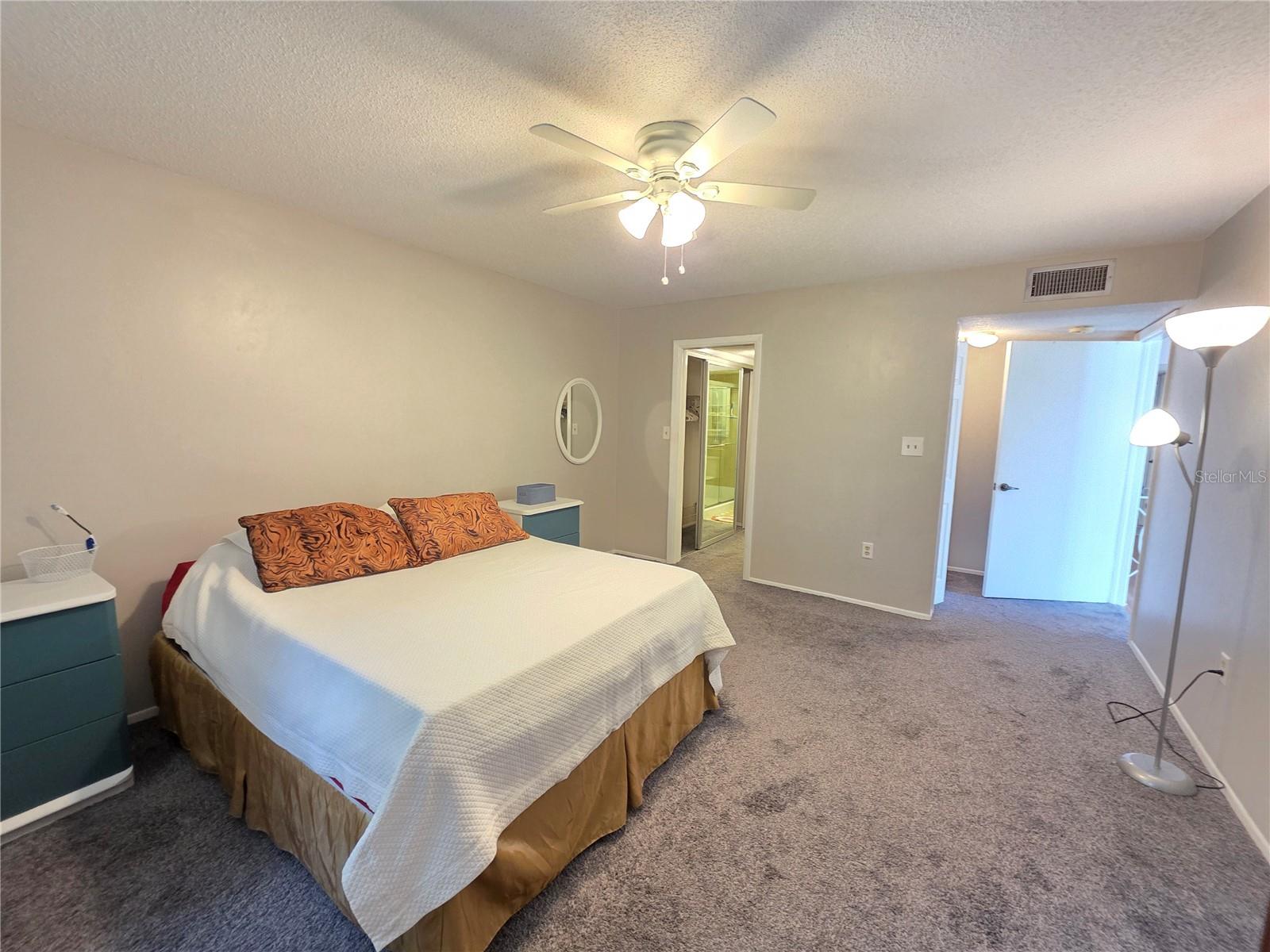 SEVILLE CONDO 4 - Residential