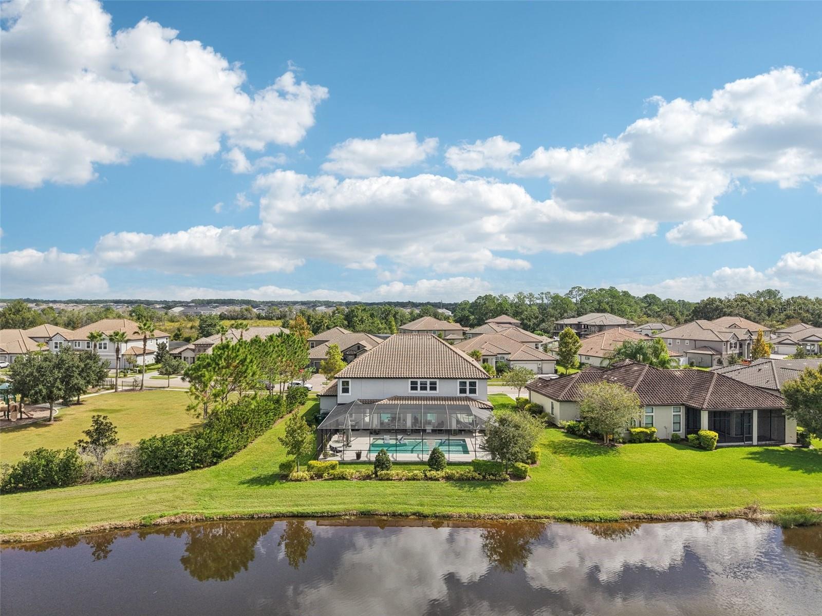 7135 GRAYBROOK DRIVE