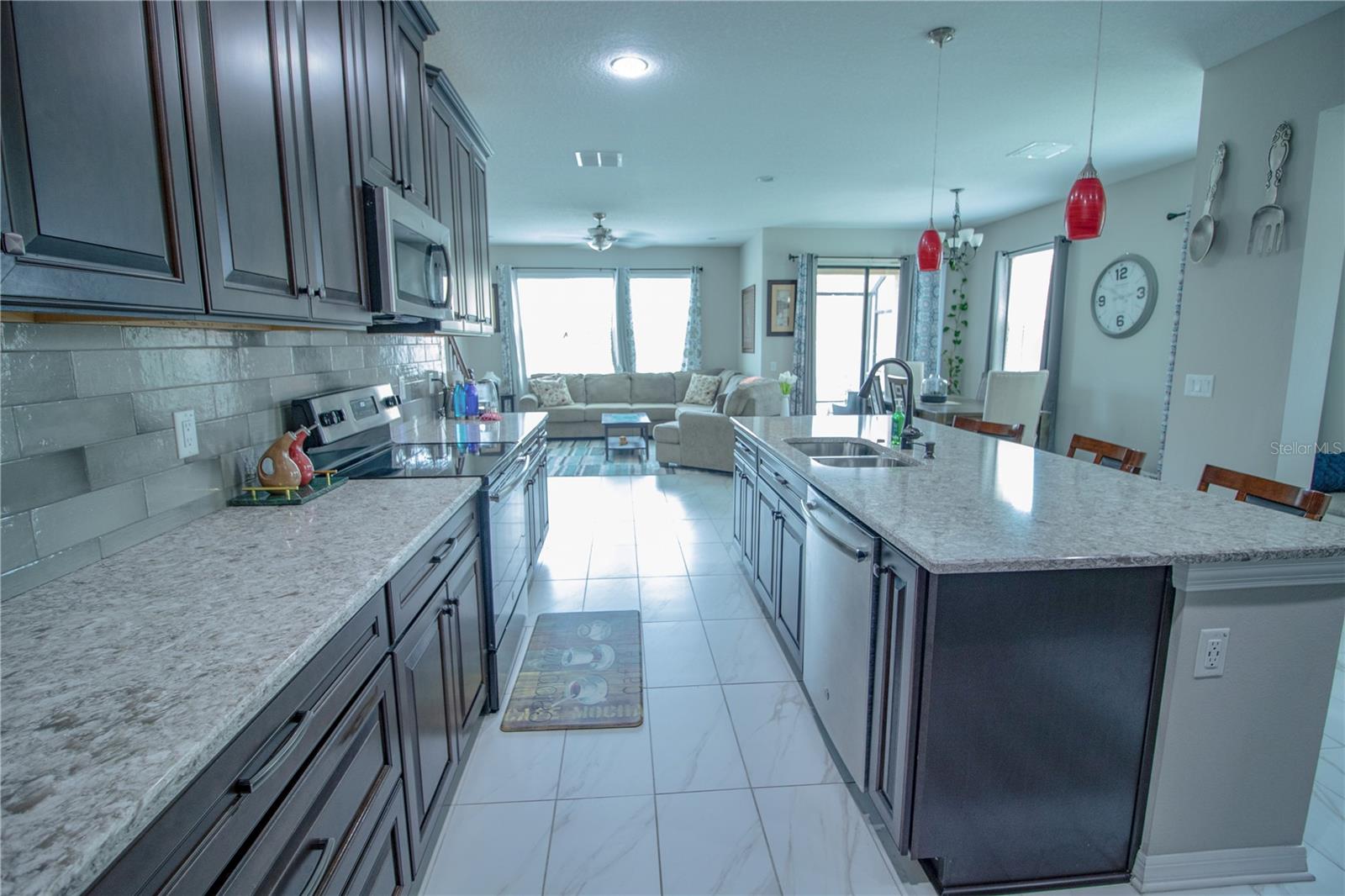 LONG LAKE RANCH-VLG 8 - Residential Lease