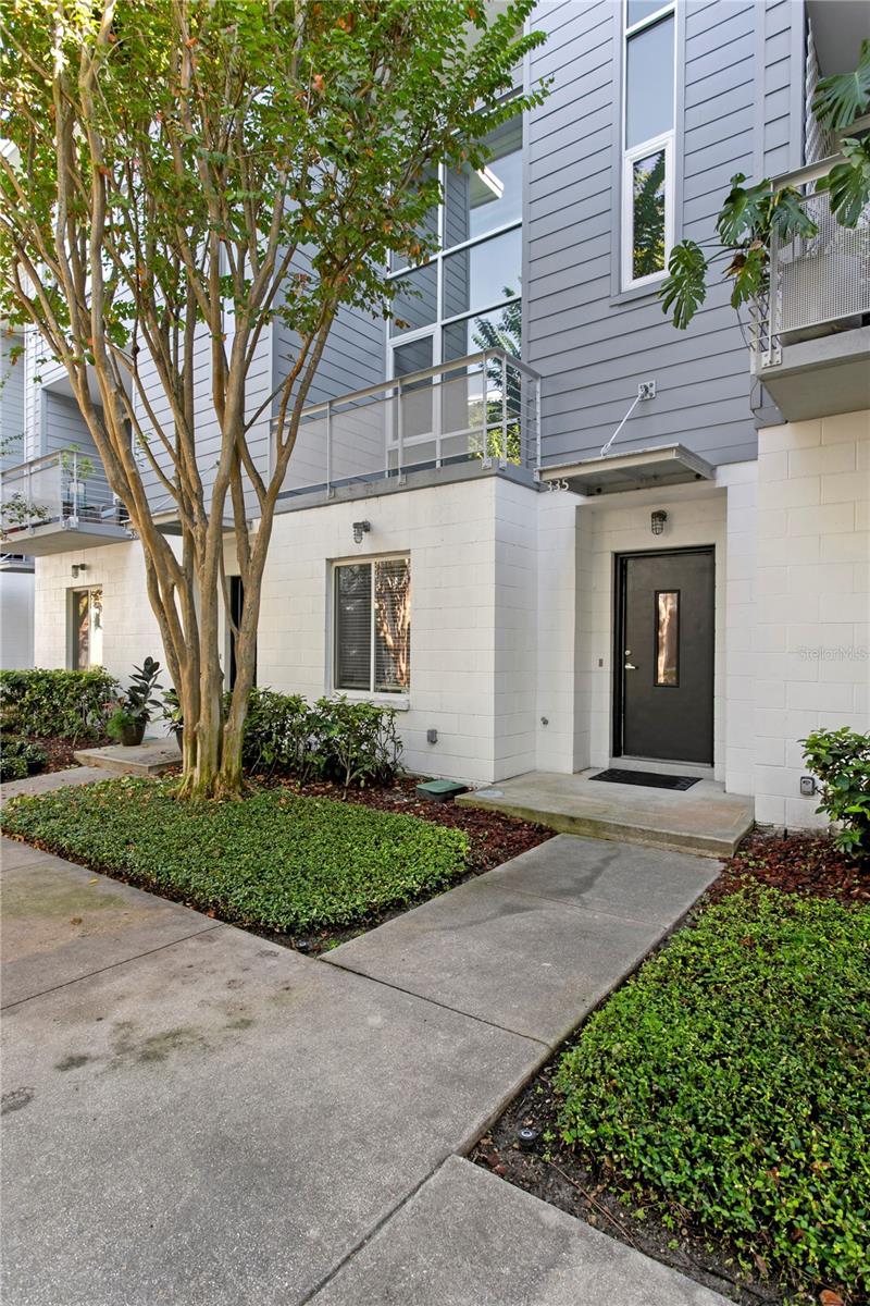 CHARLES COURT - Residential