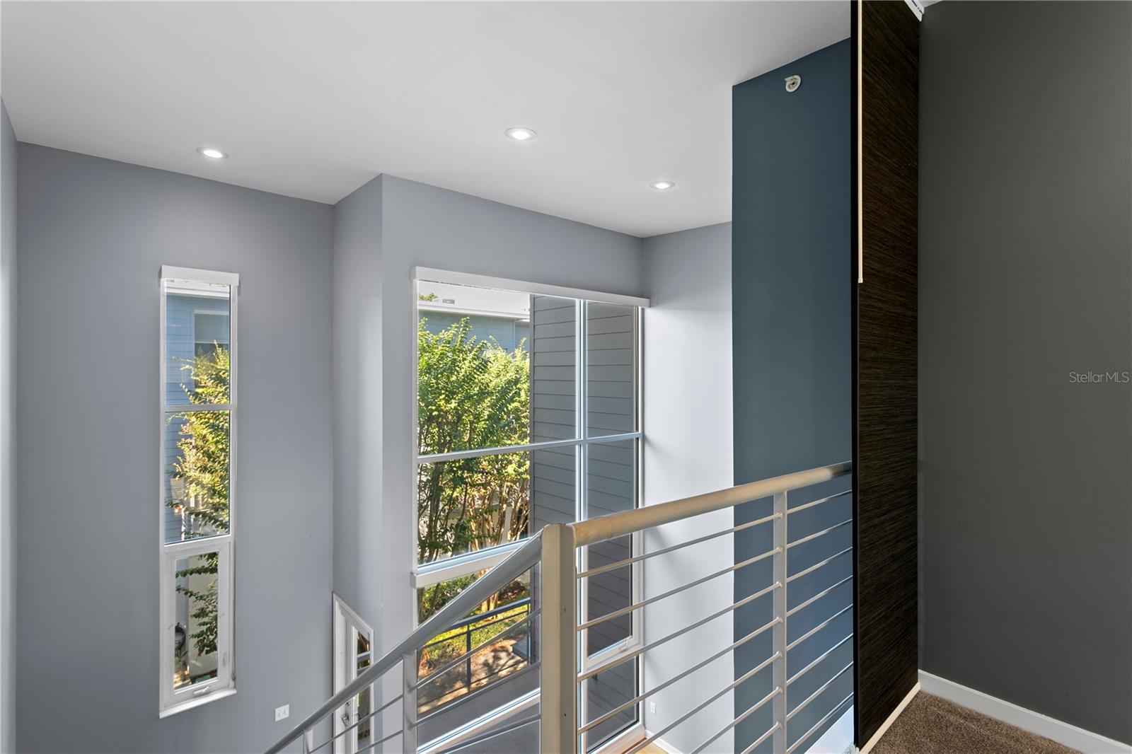 CHARLES COURT - Residential