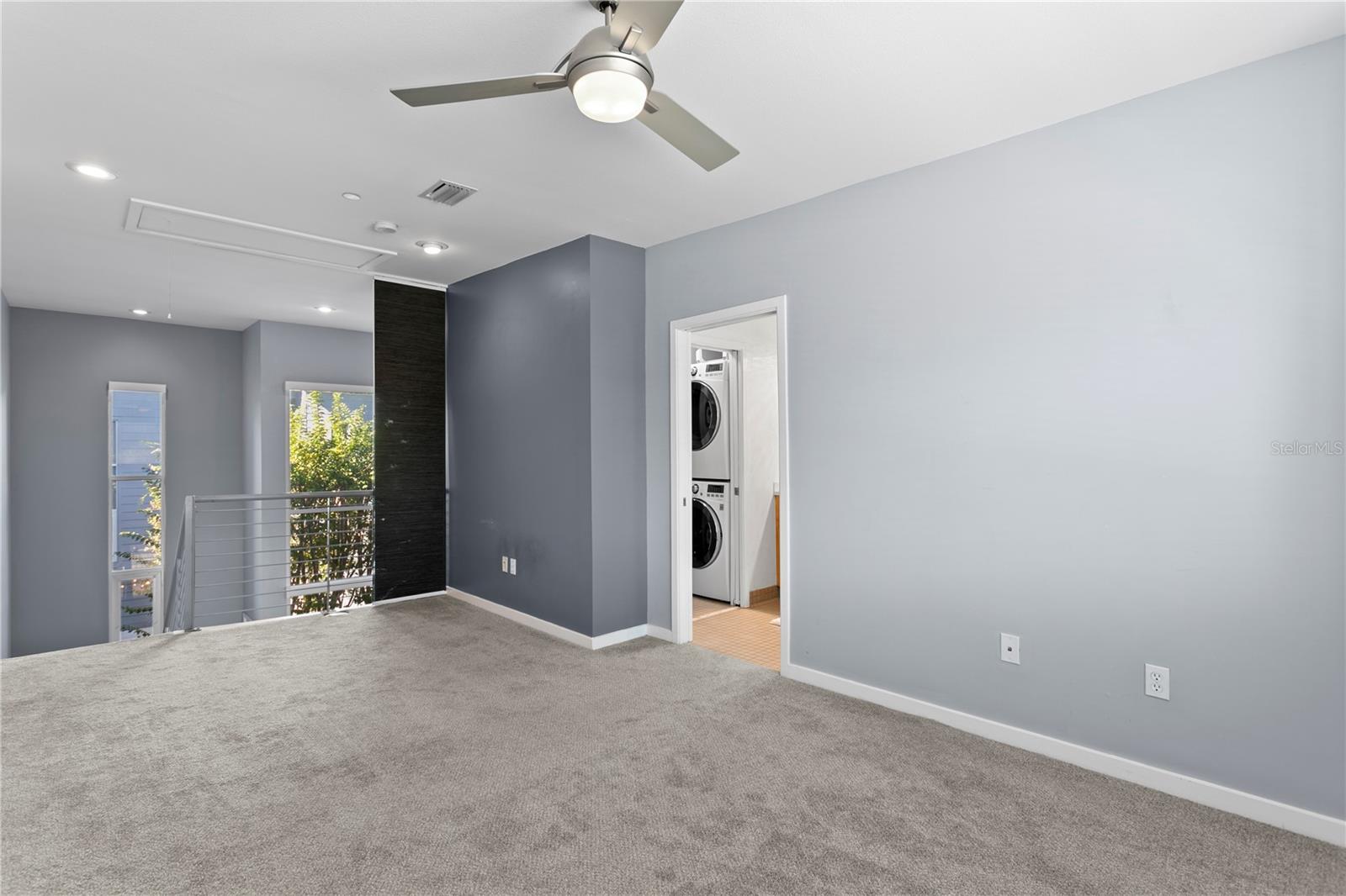 CHARLES COURT - Residential