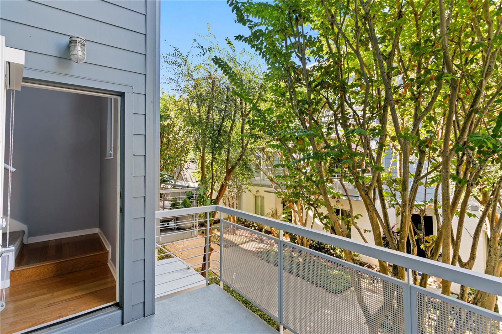 CHARLES COURT - Residential