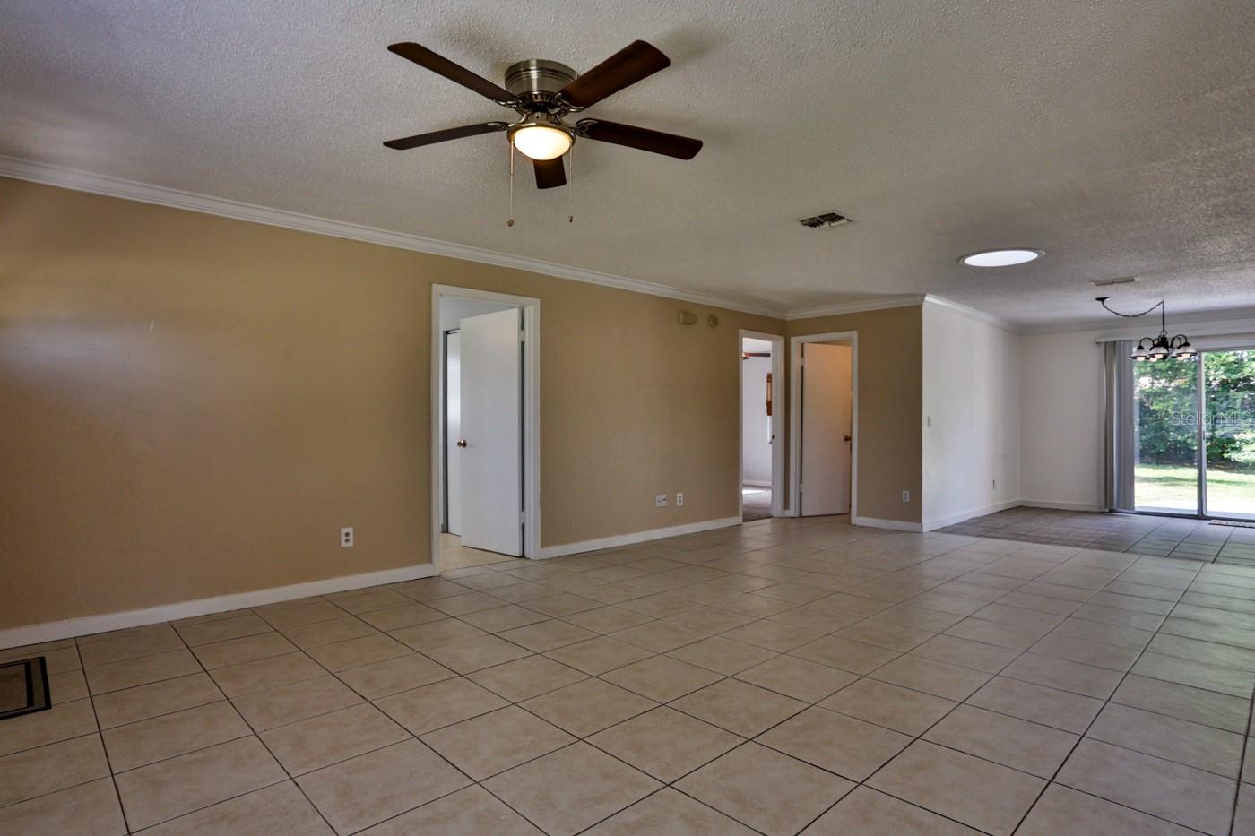 Florida Shores 01 - Residential