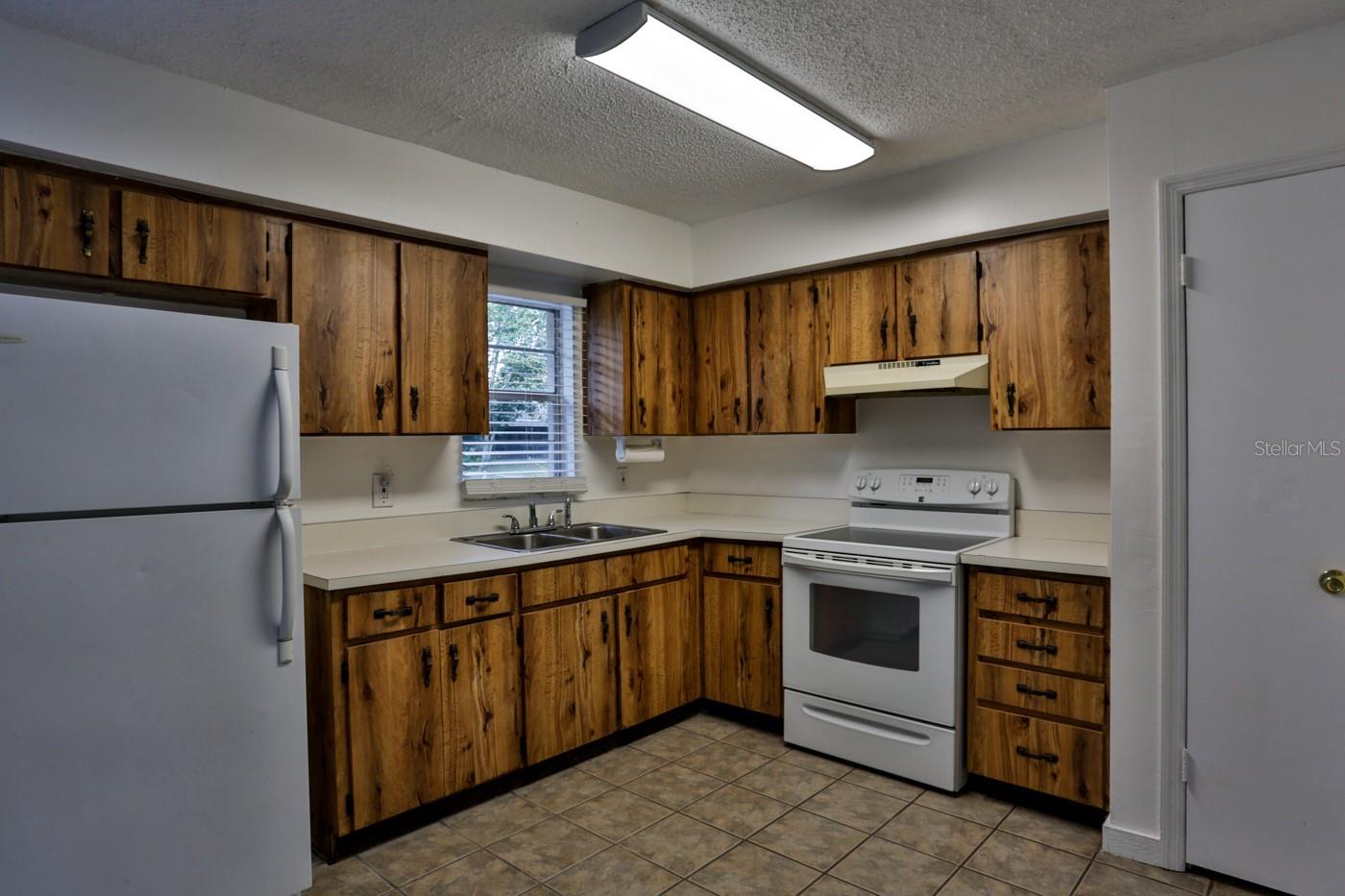 Florida Shores 01 - Residential