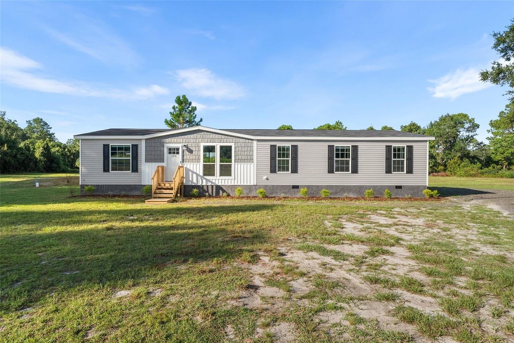 Photo of 12610 SE 115 Street, Ocklawaha, FL 32179 (MLS # GC542987)
