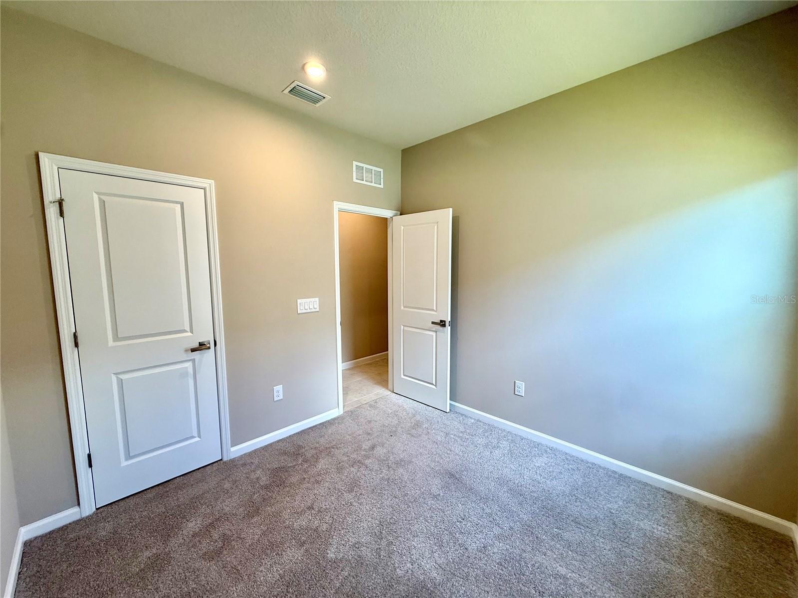 CYPRESS RDG PH 1 - Residential Lease