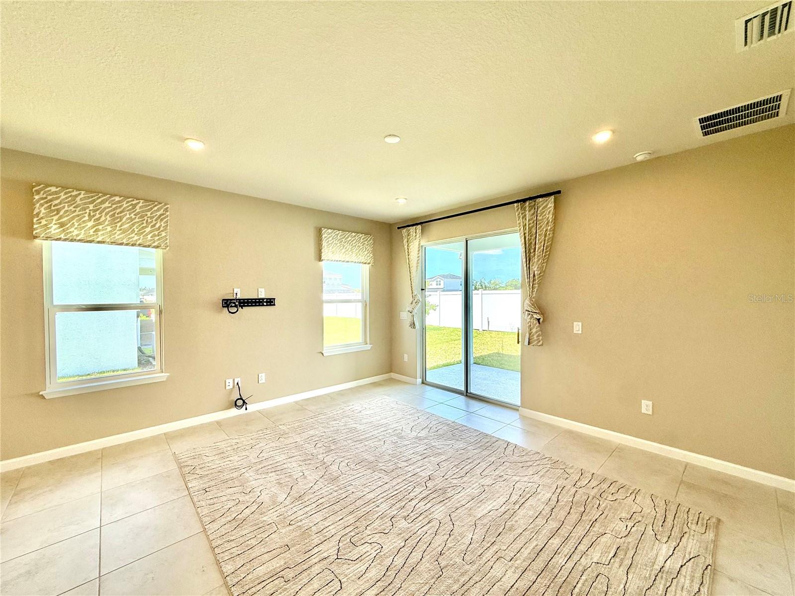 CYPRESS RDG PH 1 - Residential Lease