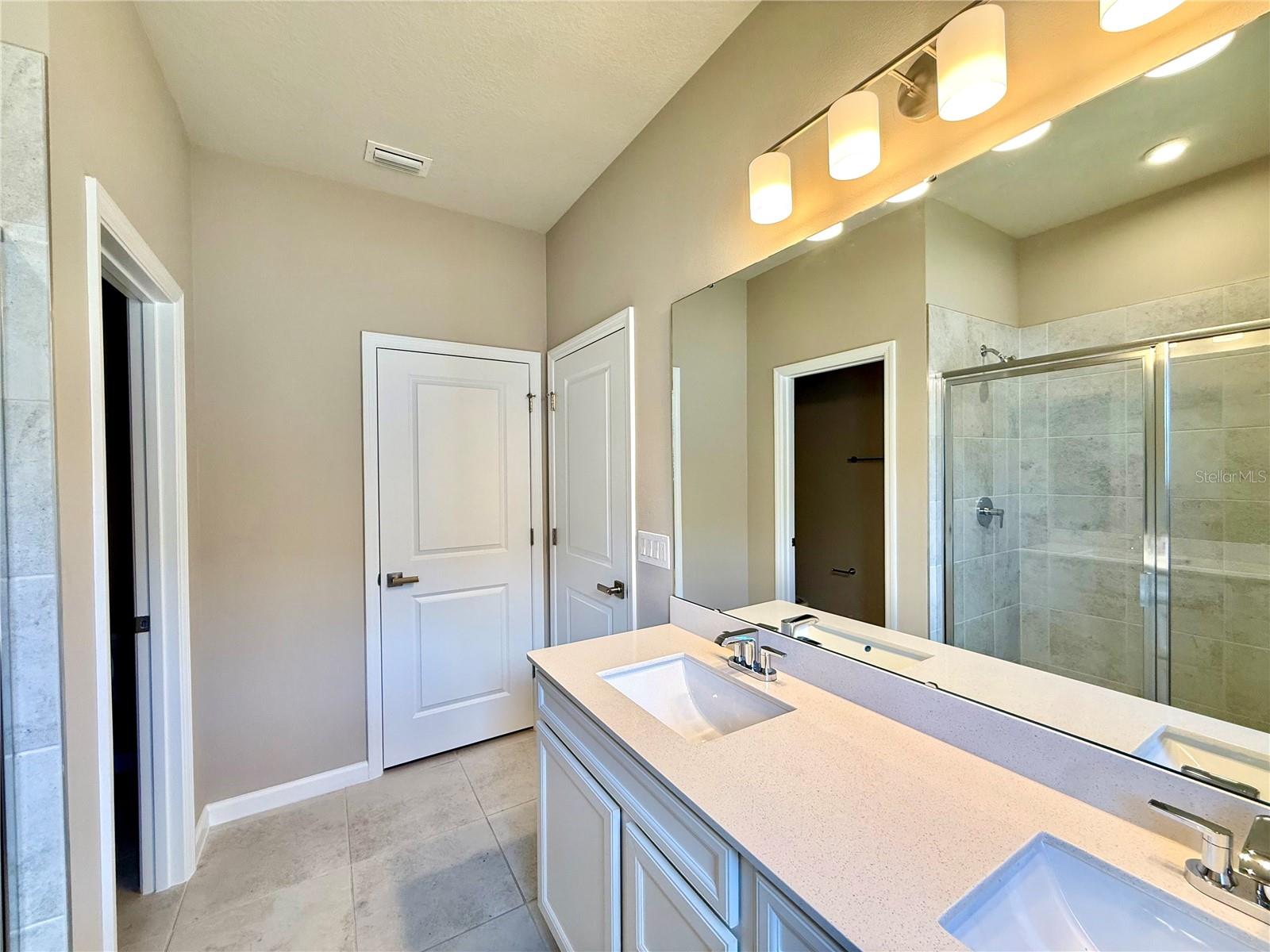 CYPRESS RDG PH 1 - Residential Lease