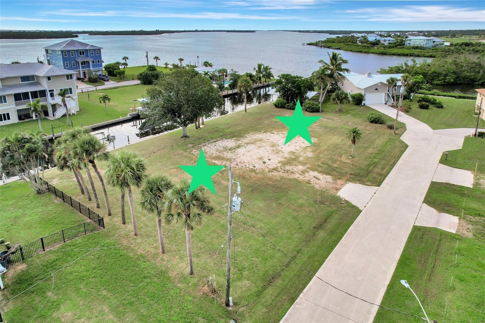 PALM POINT - Land