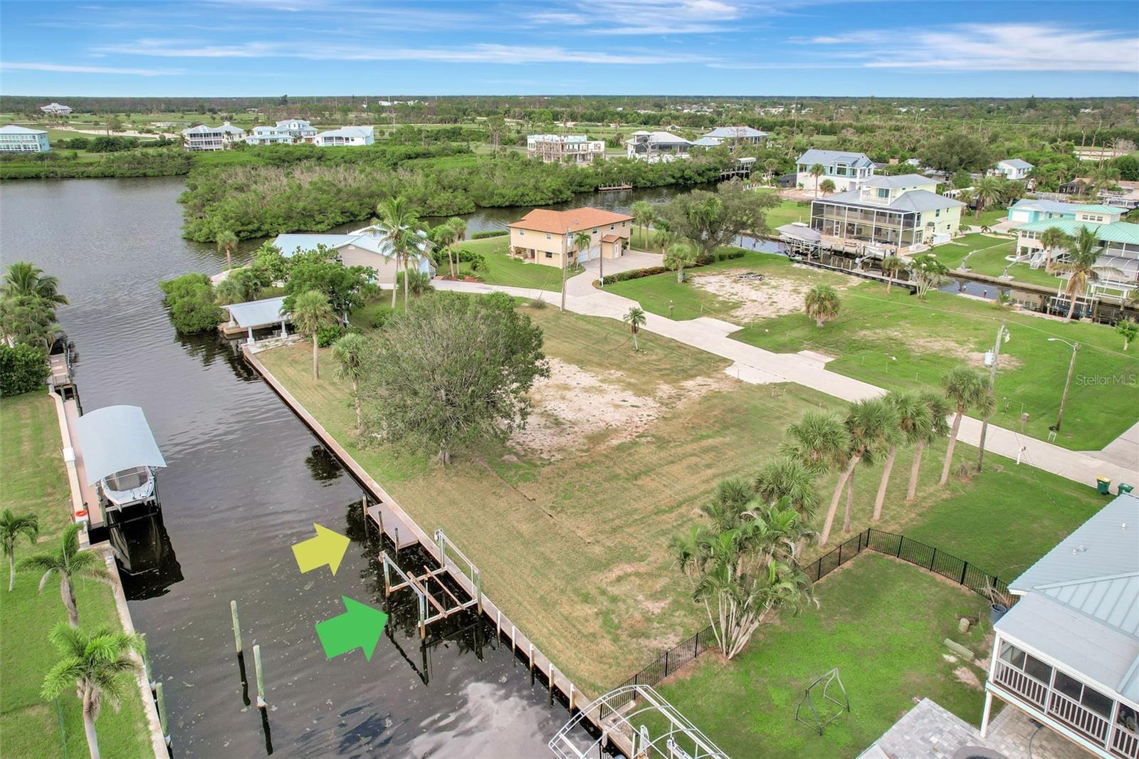 PALM POINT - Land