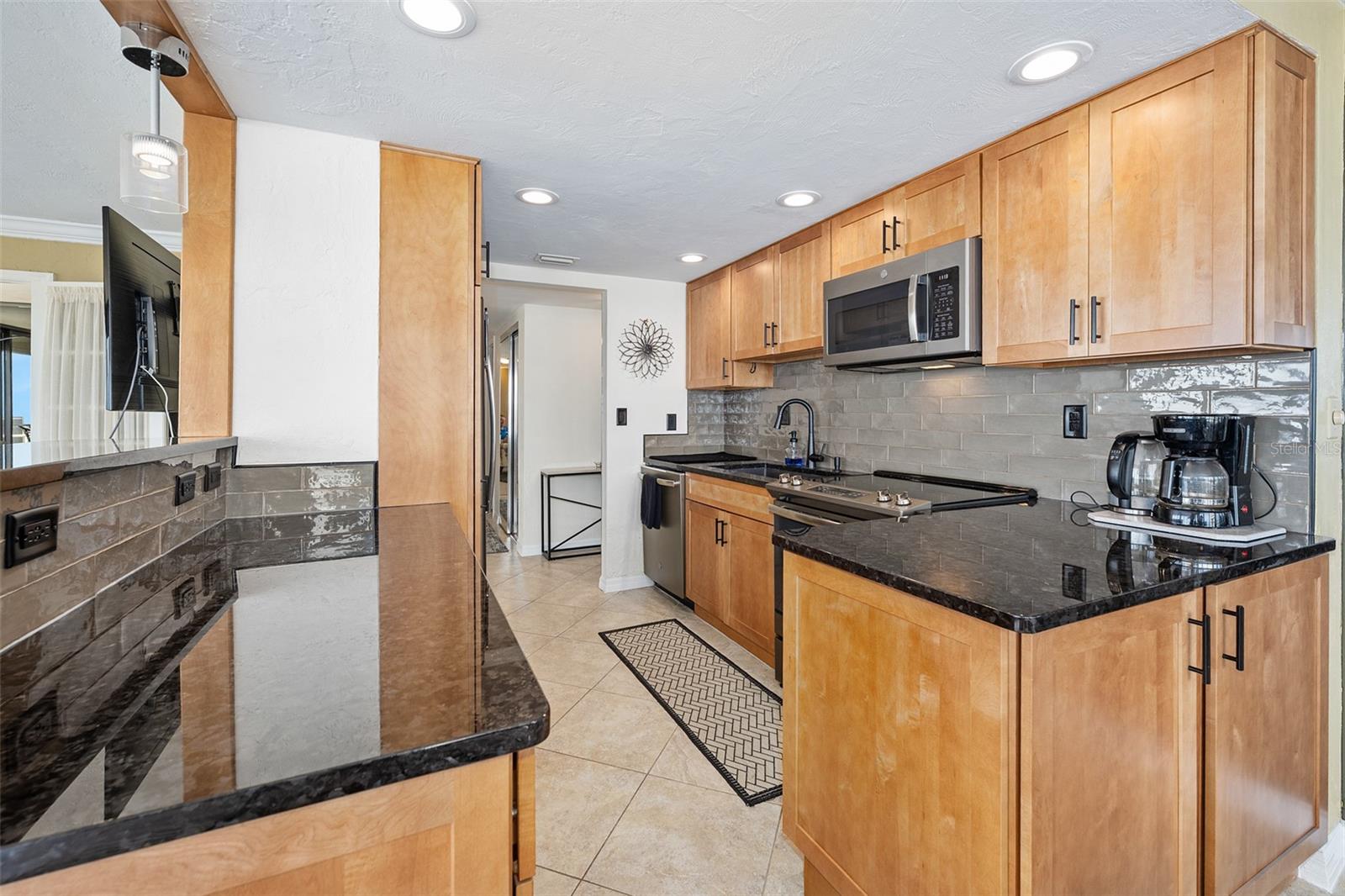 OCEAN RITZ CONDO UNIT 01 - Residential