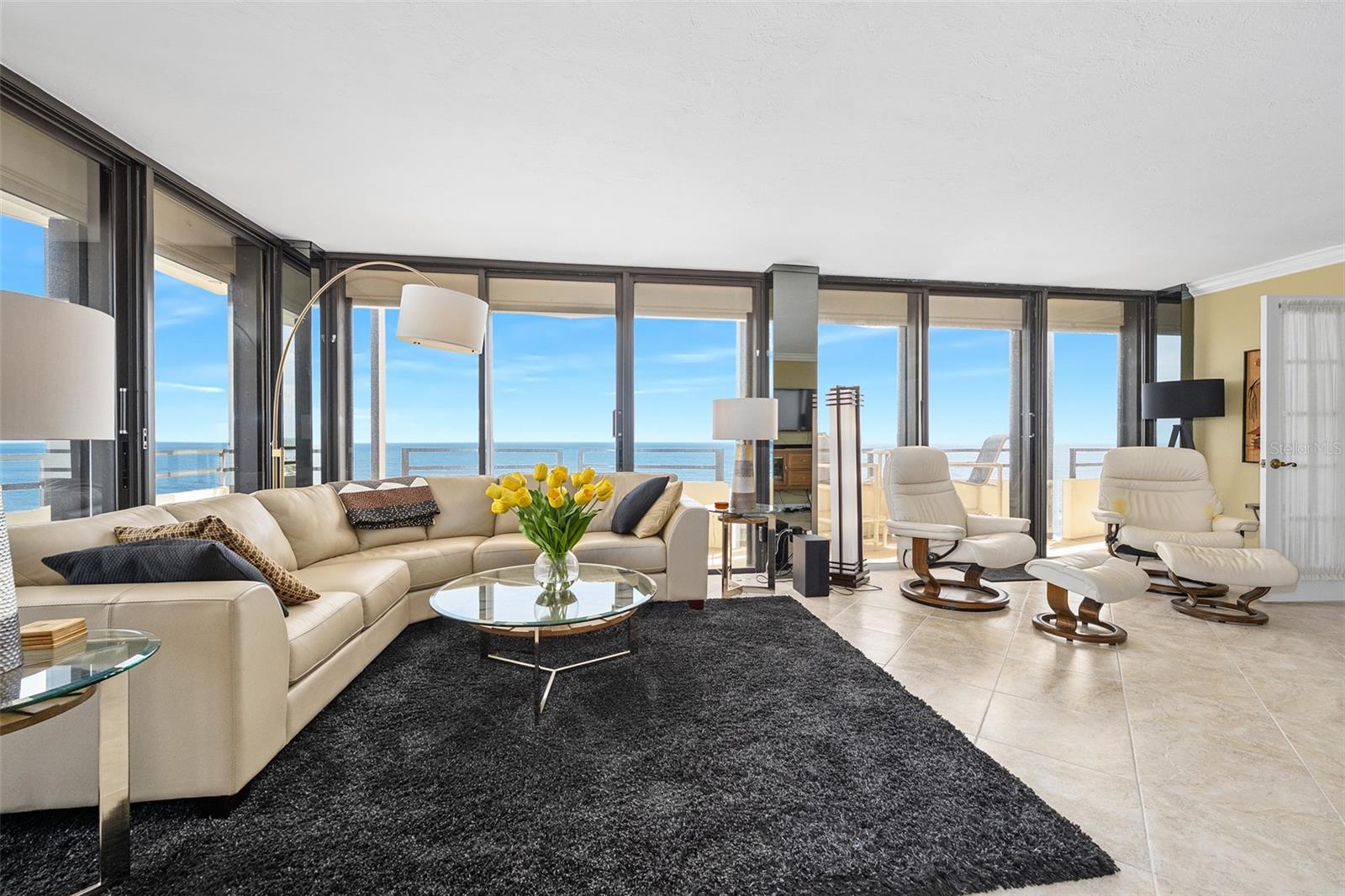 OCEAN RITZ CONDO UNIT 01 - Residential