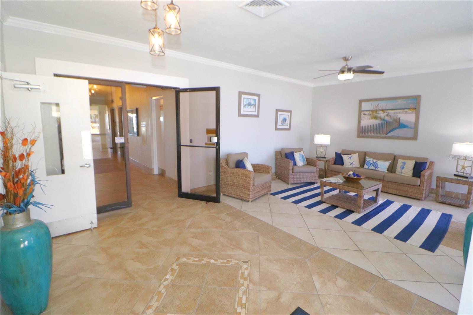 OCEAN RITZ CONDO UNIT 01 - Residential