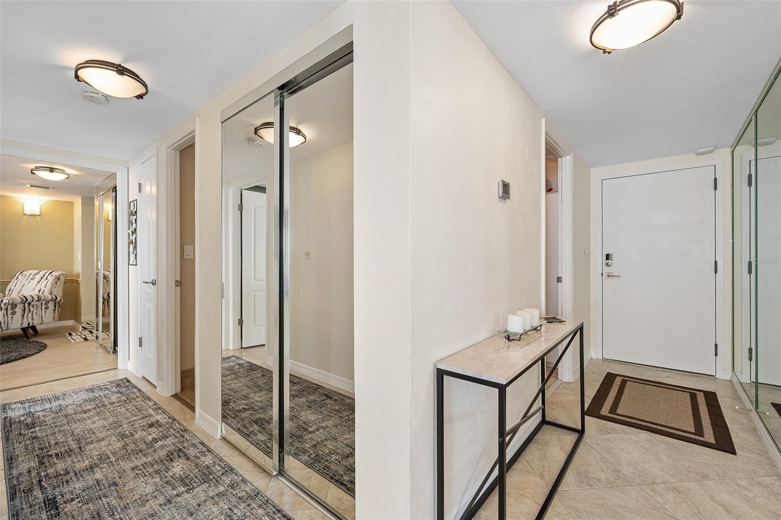 OCEAN RITZ CONDO UNIT 01 - Residential