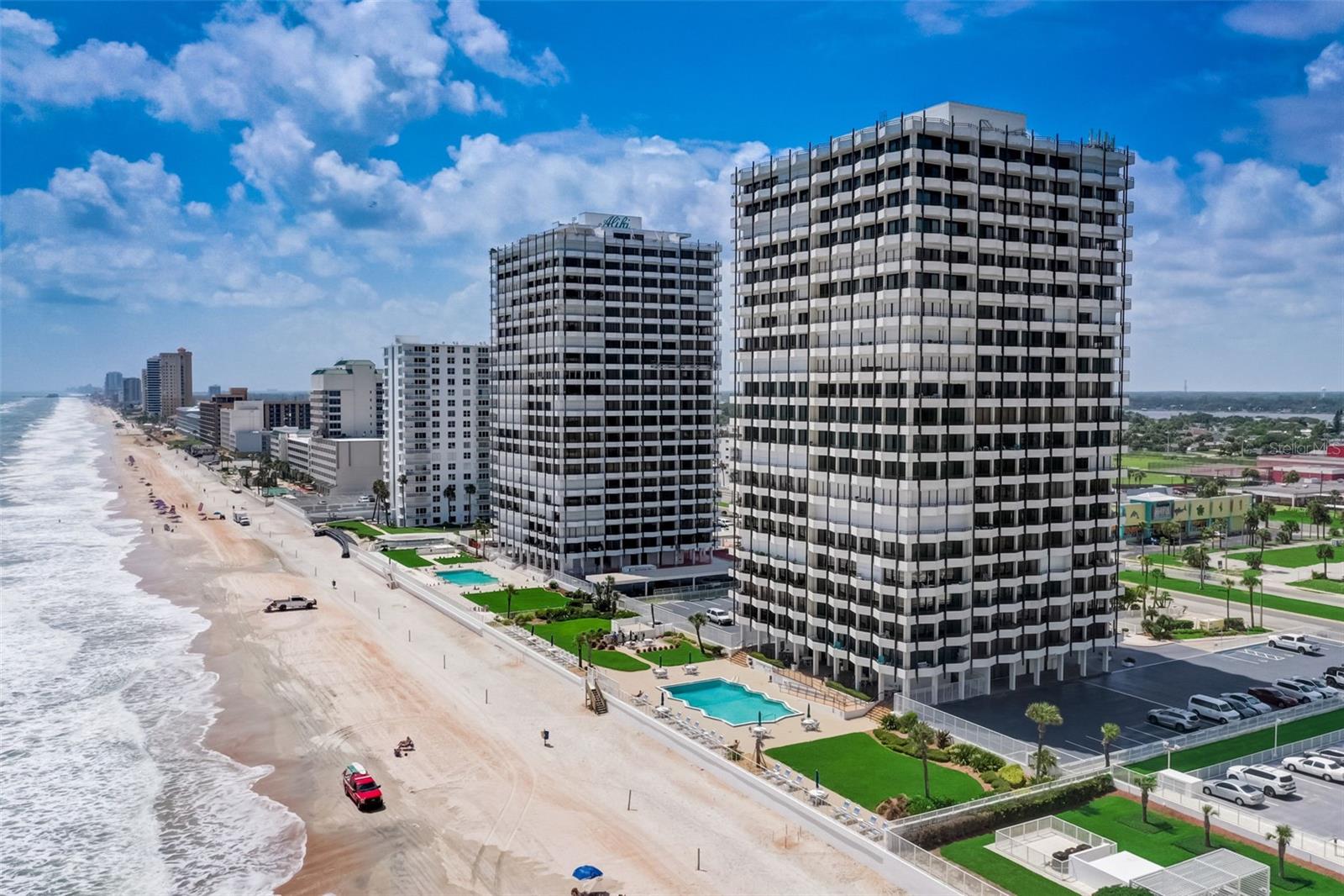 OCEAN RITZ CONDO UNIT 01 - Residential