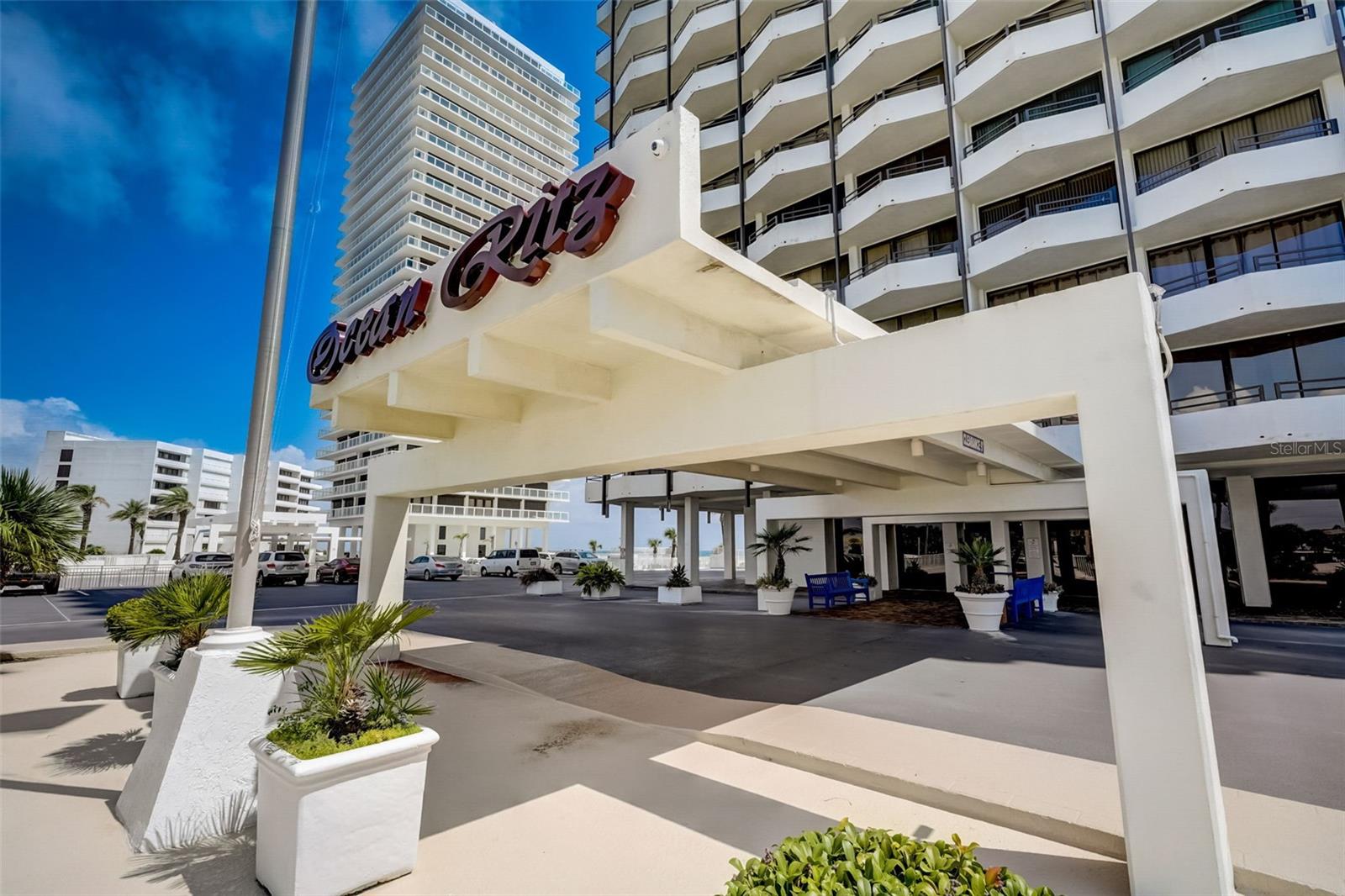 OCEAN RITZ CONDO UNIT 01 - Residential