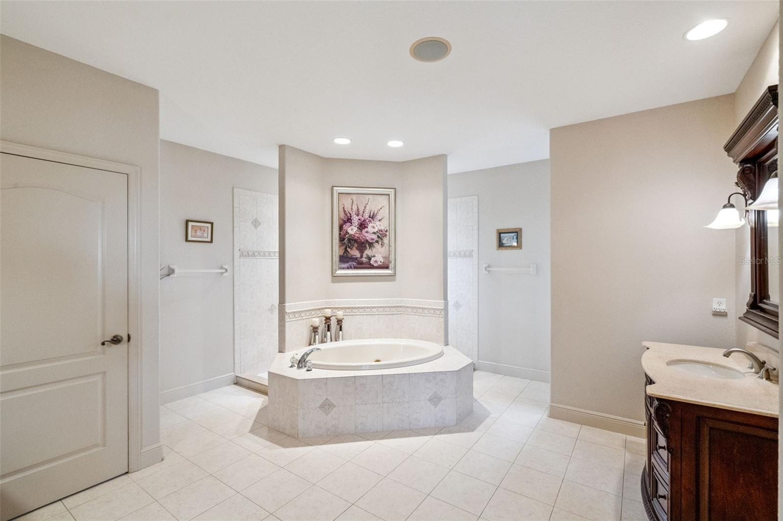 LAKE MONTGOMERY ESTATES - Residential