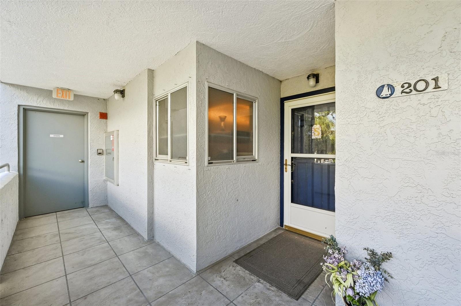 1050 RIVERSIDE DRIVE A201