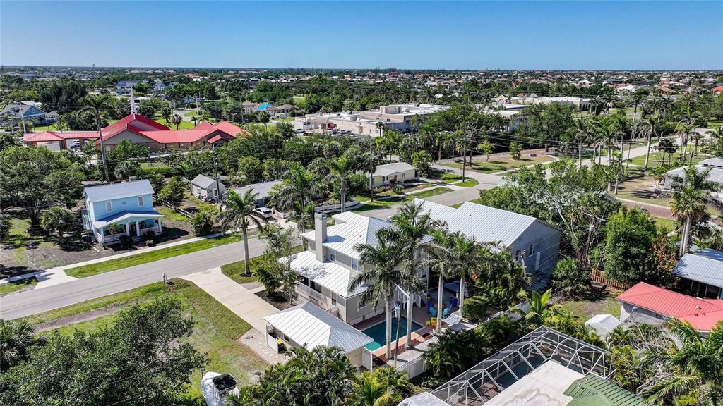 Photo of 740 W Virginia Avenue, Punta Gorda, FL 33950 (MLS # C7508476)