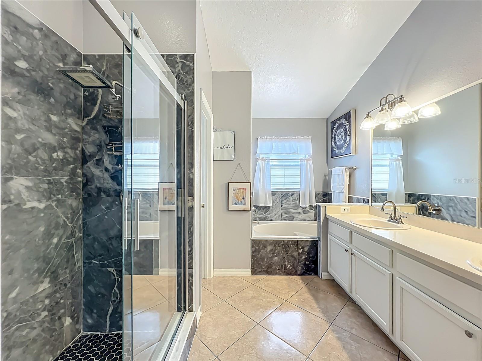 SANDY CREEK 48 117 - Residential Lease