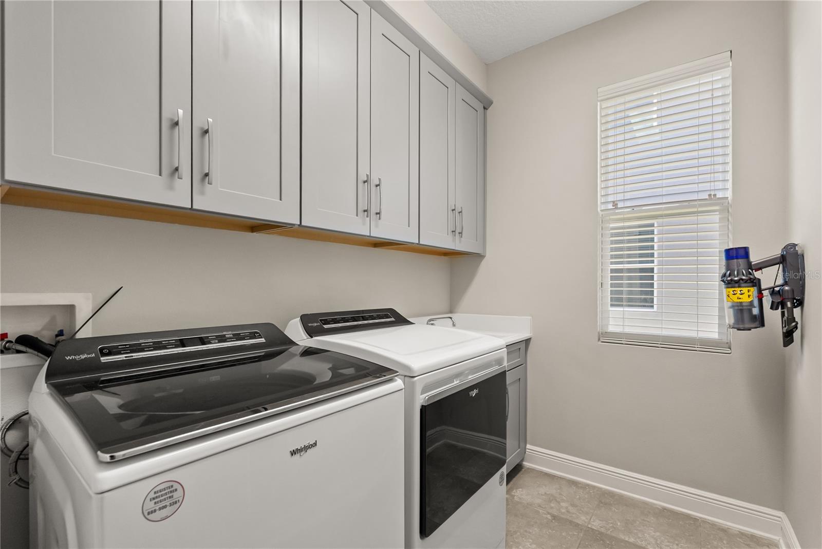 GROVELAND WATERSIDE POINTE PH 01 - Residential