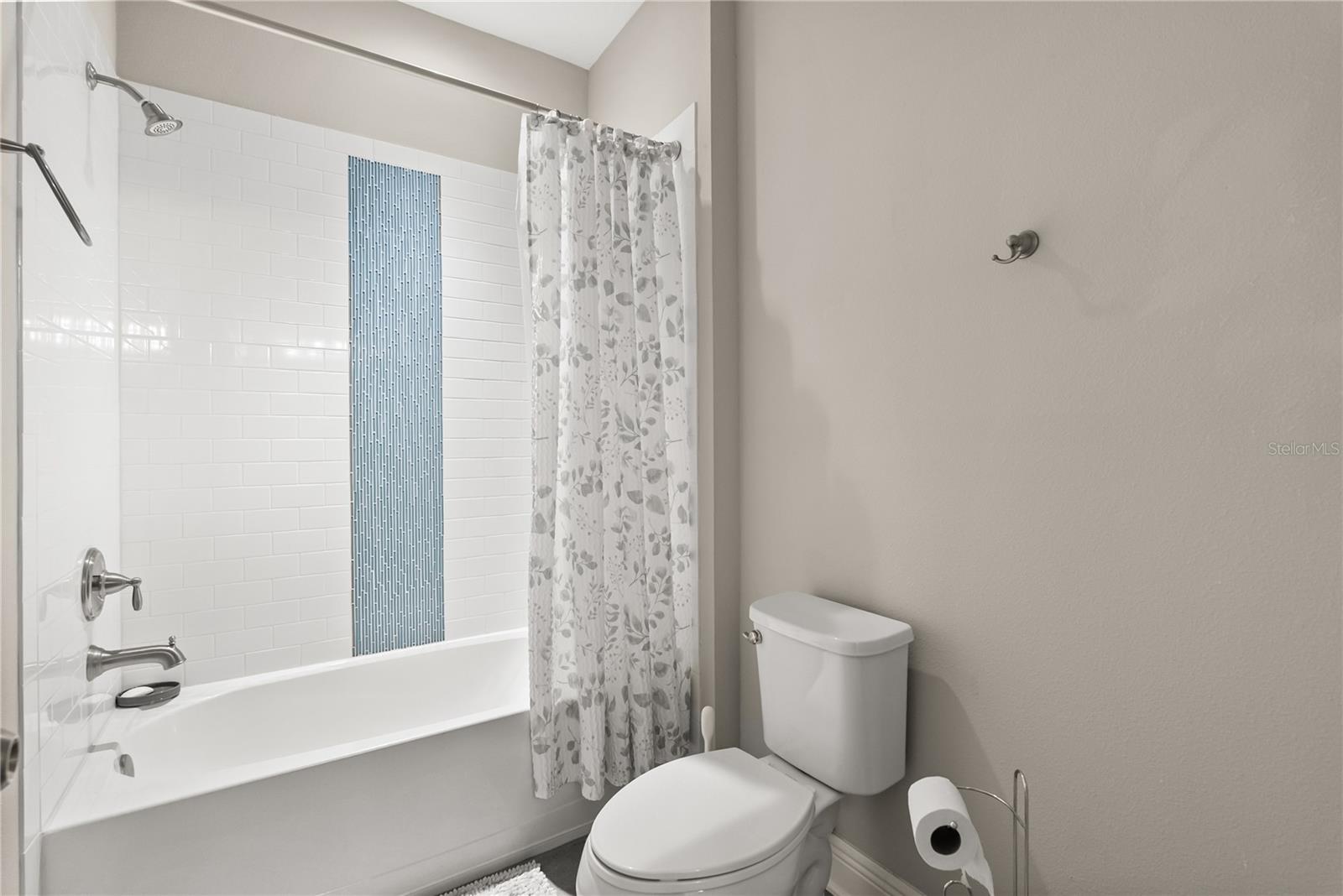 GROVELAND WATERSIDE POINTE PH 01 - Residential
