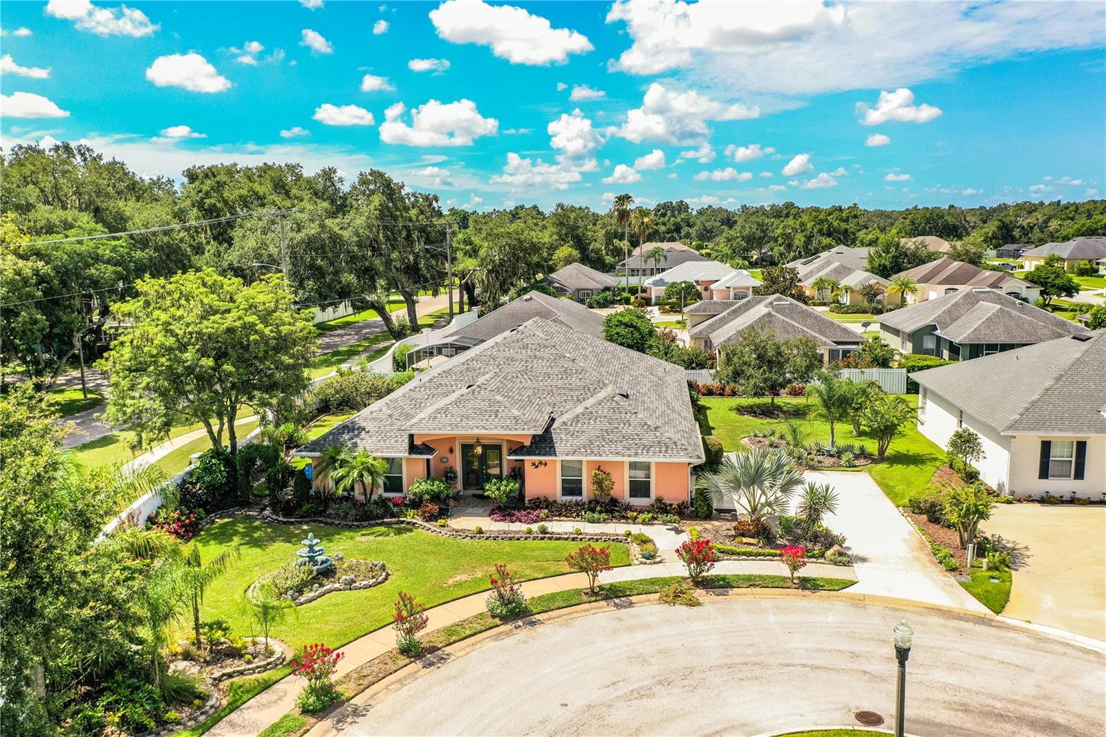 805 SUSAN PLACE