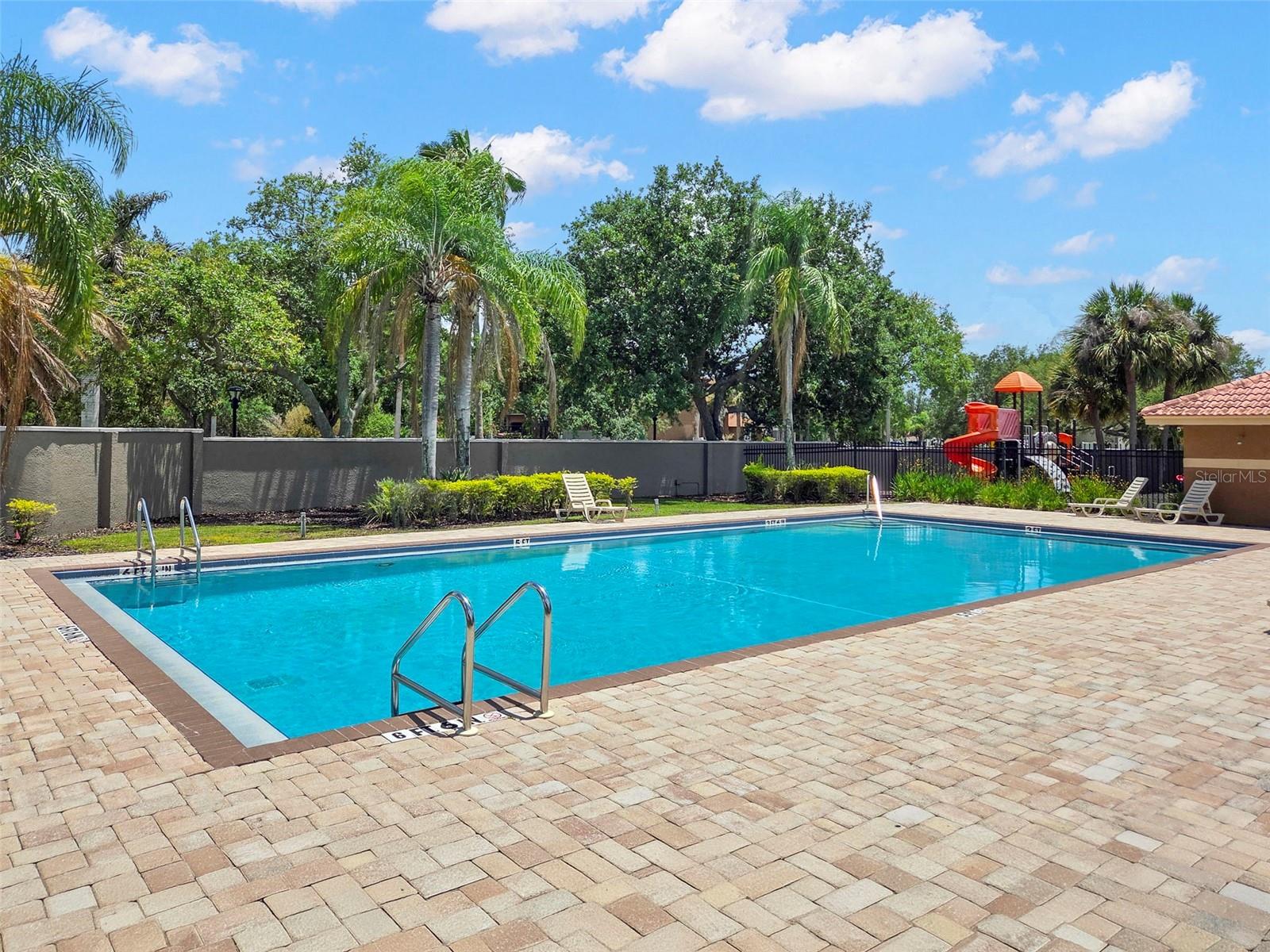 EASTLAKE OAKS PH 4 - Residential