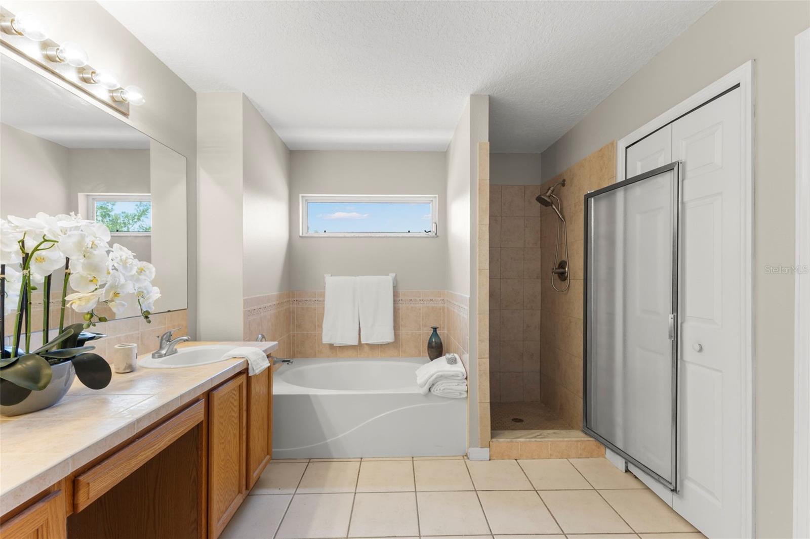 EASTLAKE OAKS PH 4 - Residential