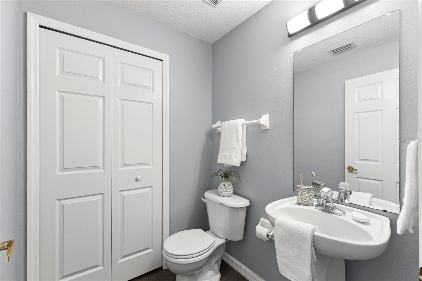 EASTLAKE OAKS PH 4 - Residential