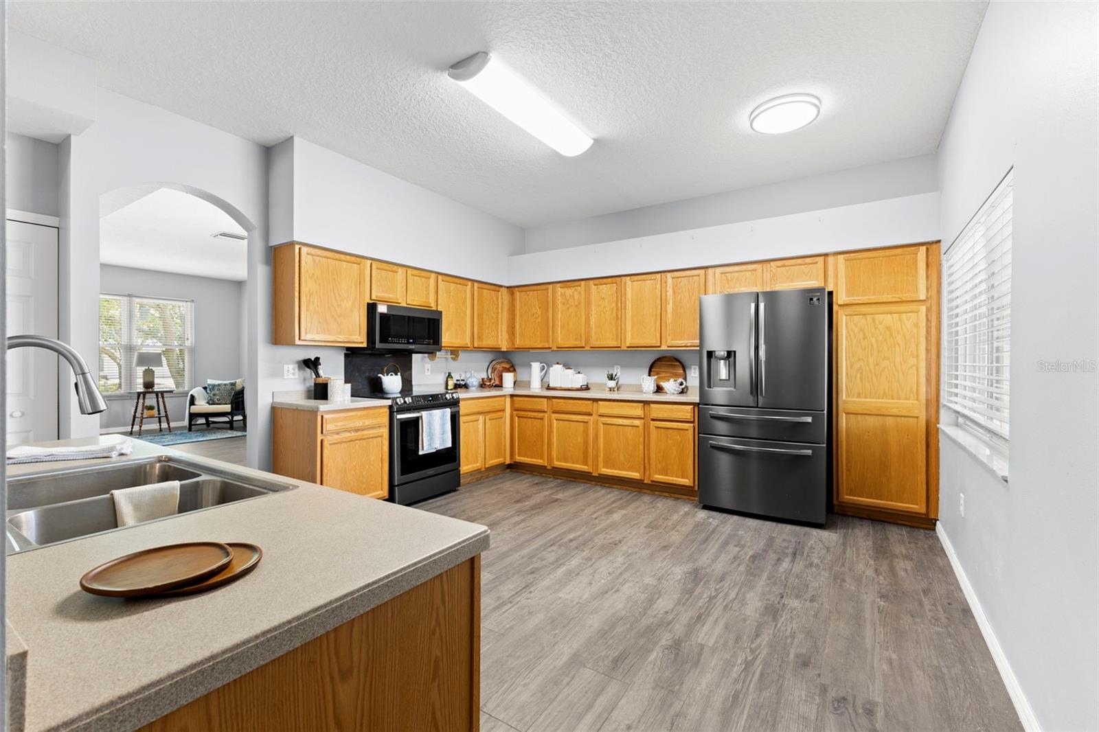 EASTLAKE OAKS PH 4 - Residential