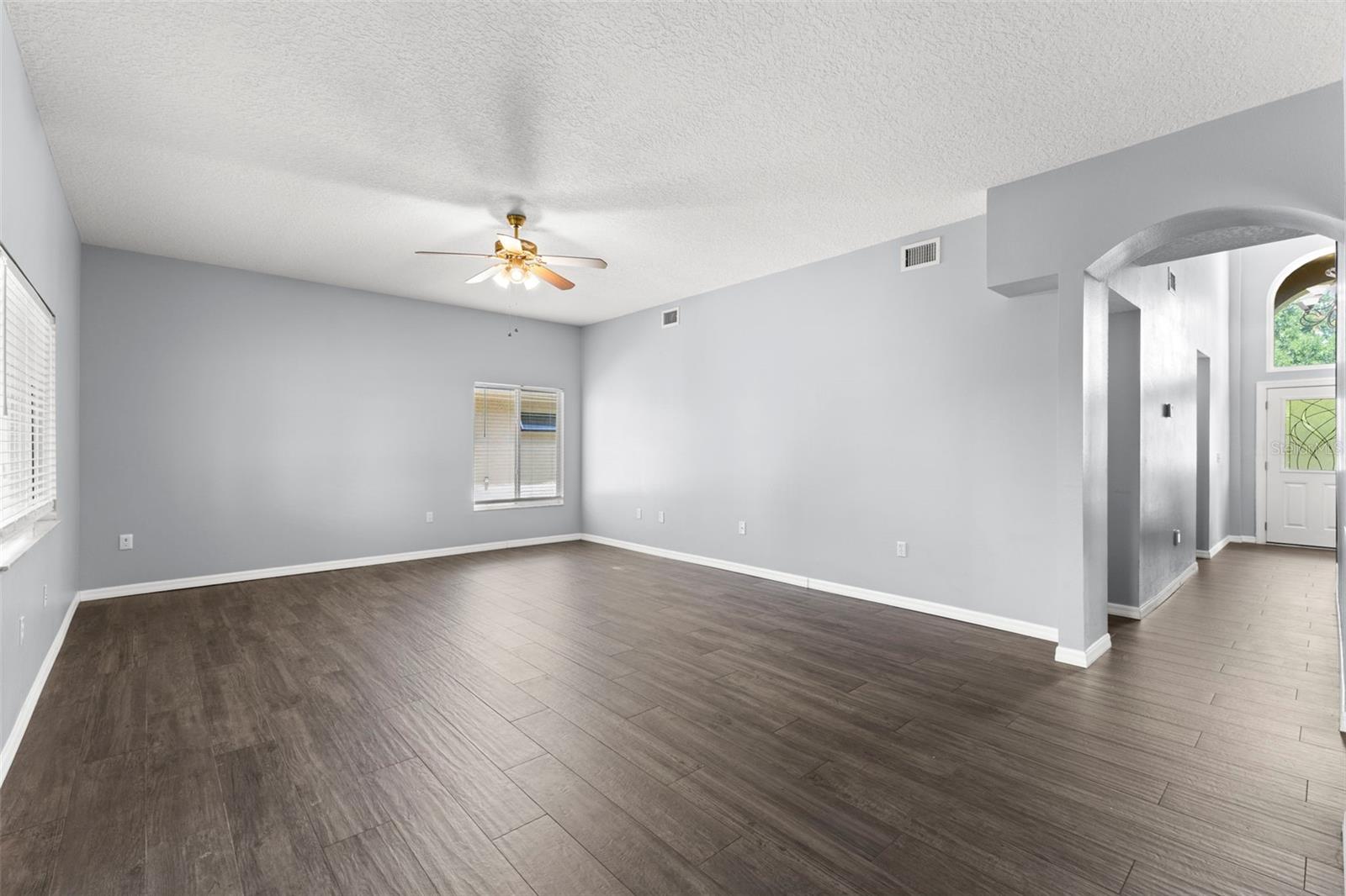 EASTLAKE OAKS PH 4 - Residential