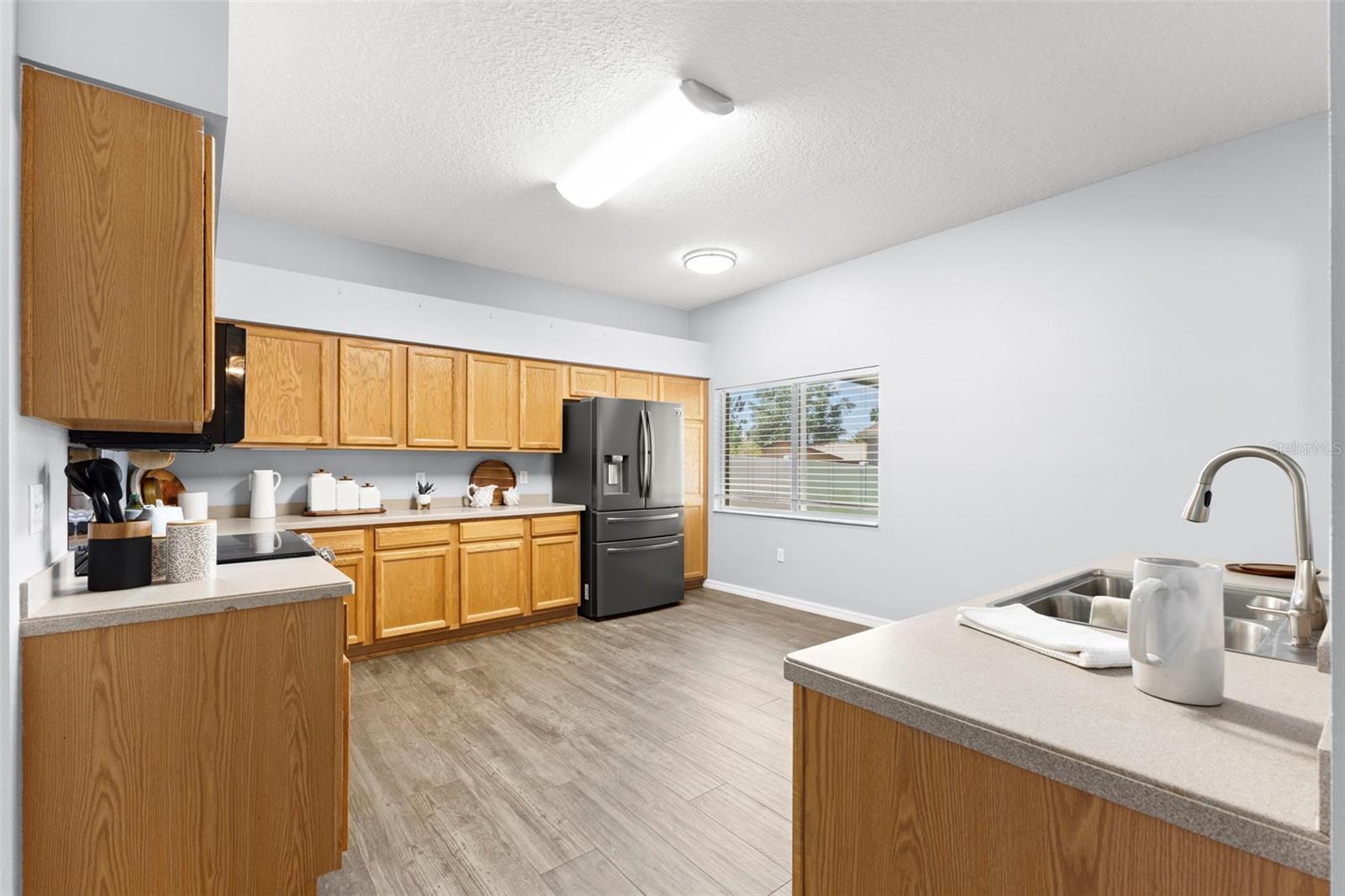 EASTLAKE OAKS PH 4 - Residential