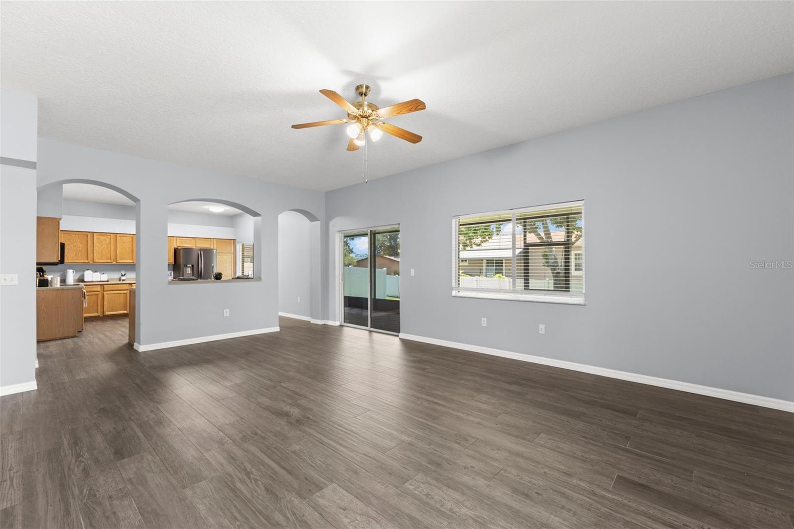 EASTLAKE OAKS PH 4 - Residential