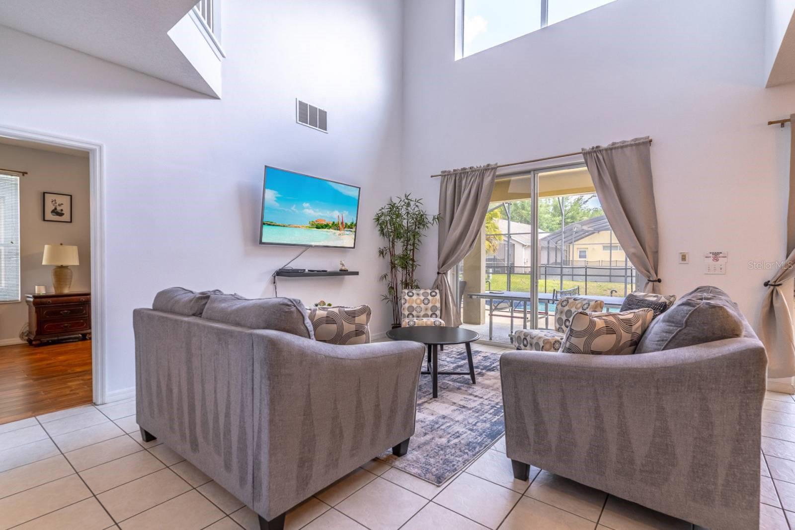 EMERALD ISLAND RESORT PH 4 - Residential