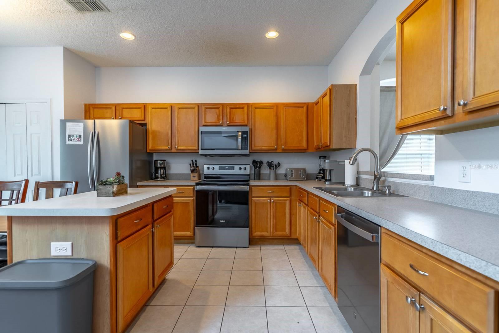 EMERALD ISLAND RESORT PH 4 - Residential