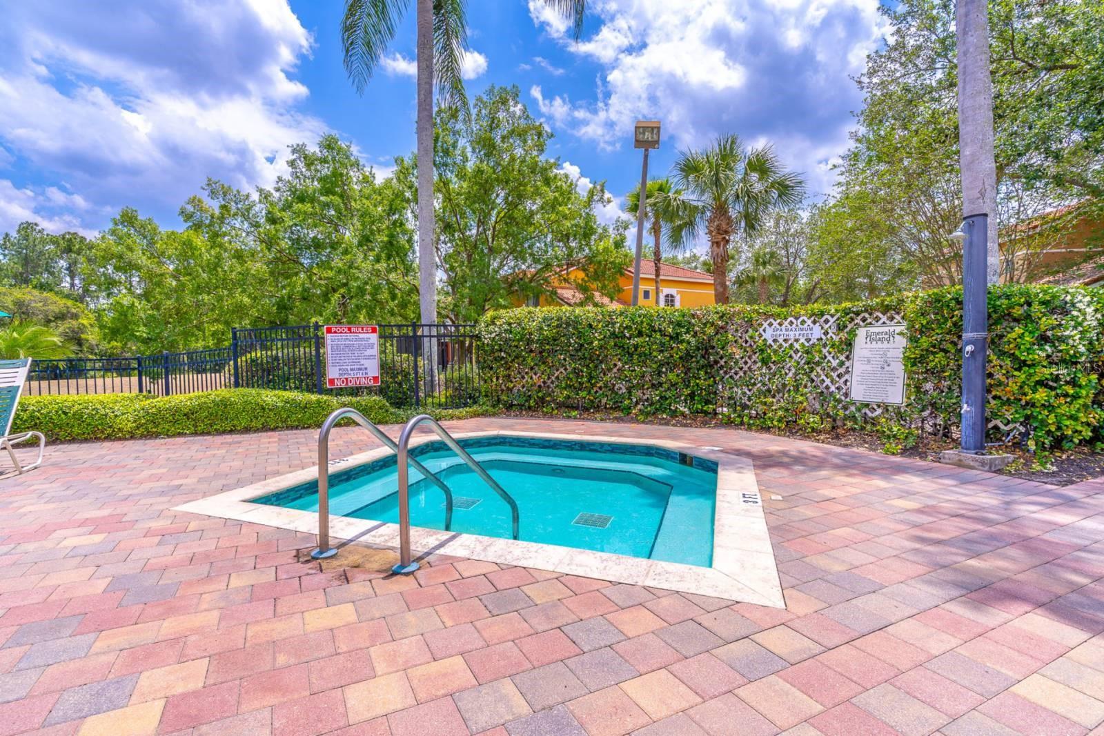 EMERALD ISLAND RESORT PH 4 - Residential