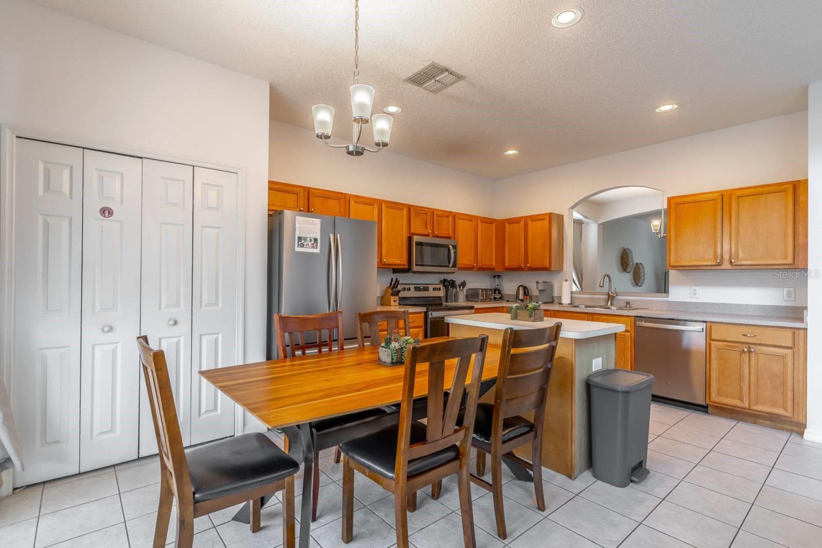 EMERALD ISLAND RESORT PH 4 - Residential