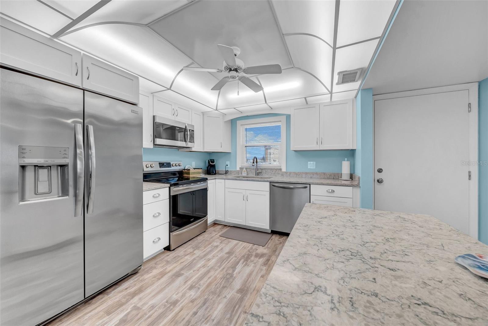 COLUMBIA TOWERS CONDO - Residential