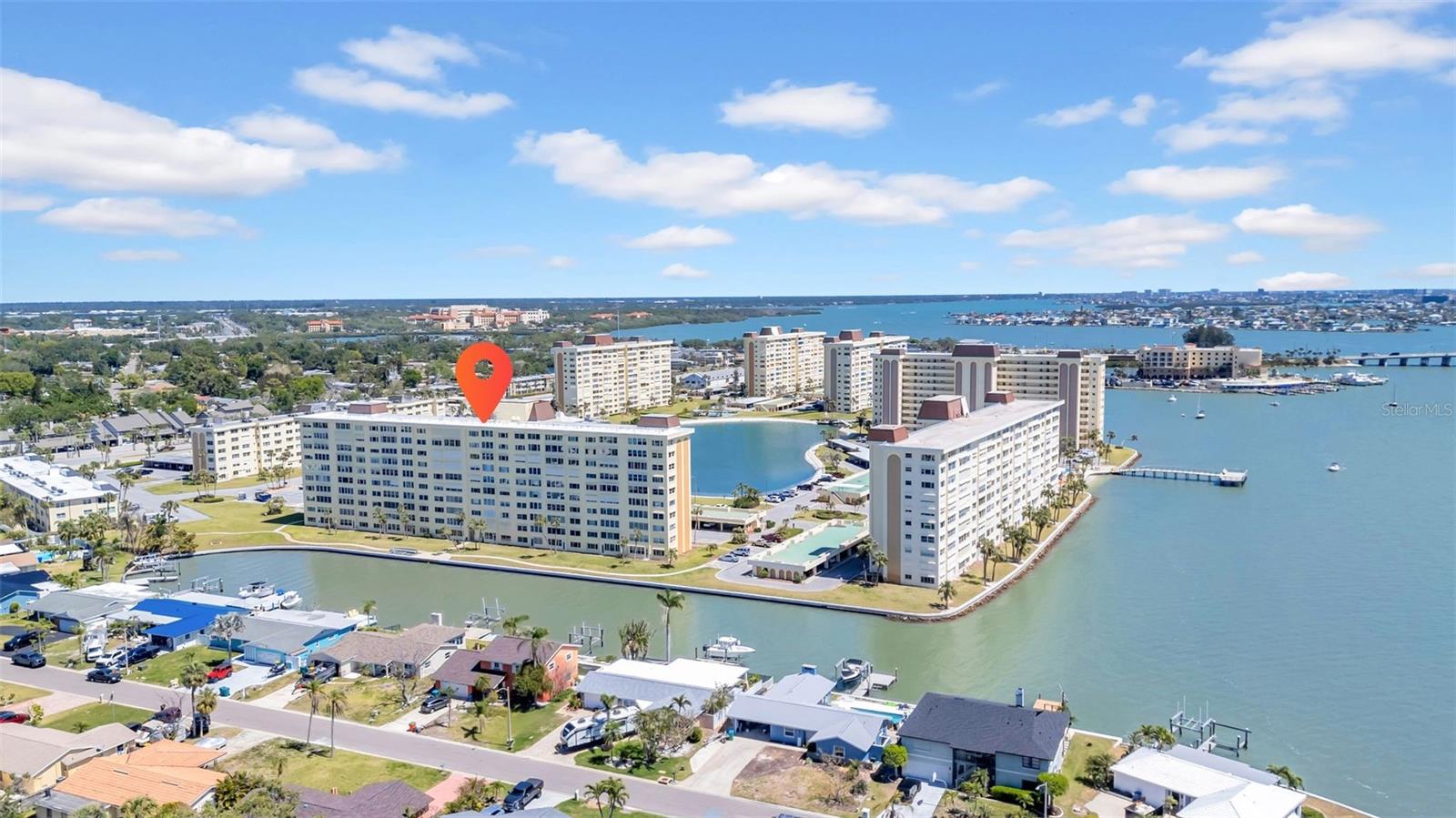 COLUMBIA TOWERS CONDO - Residential