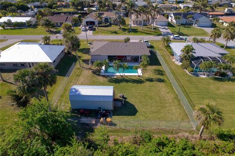 A home in PORT CHARLOTTE