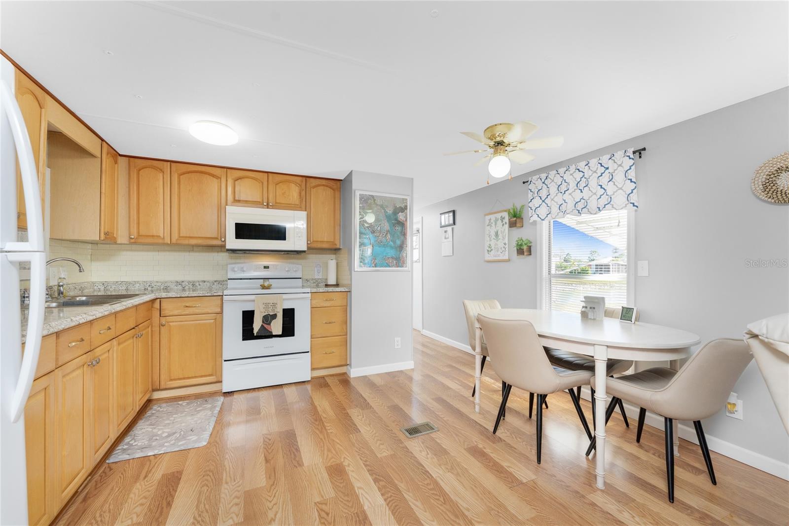 VILLAGE HOLIDAY LAKE - Residential