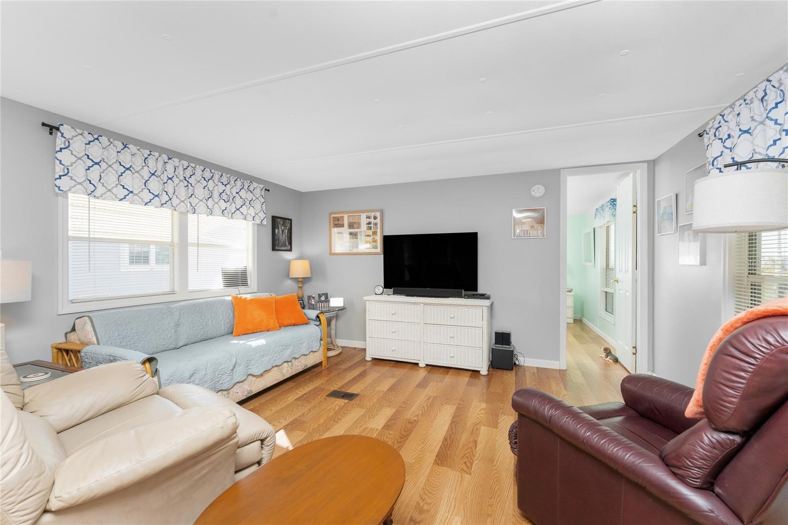 VILLAGE HOLIDAY LAKE - Residential