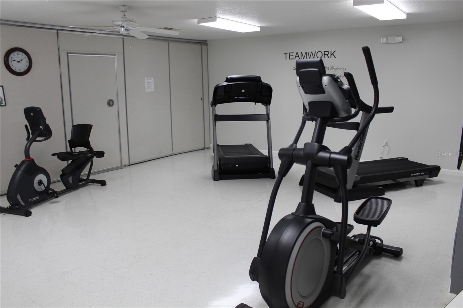 VILLAGE HOLIDAY LAKE - Residential