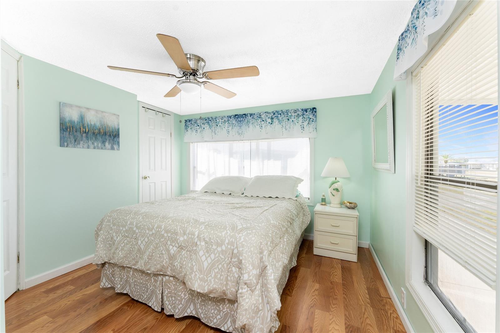 VILLAGE HOLIDAY LAKE - Residential