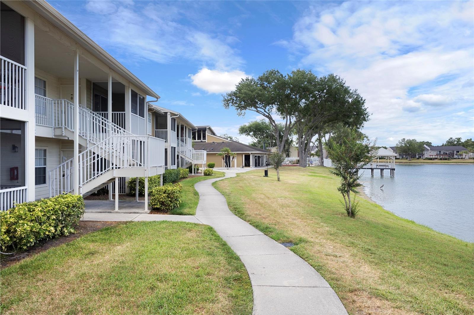 214 LAKE PARSONS GRN 206