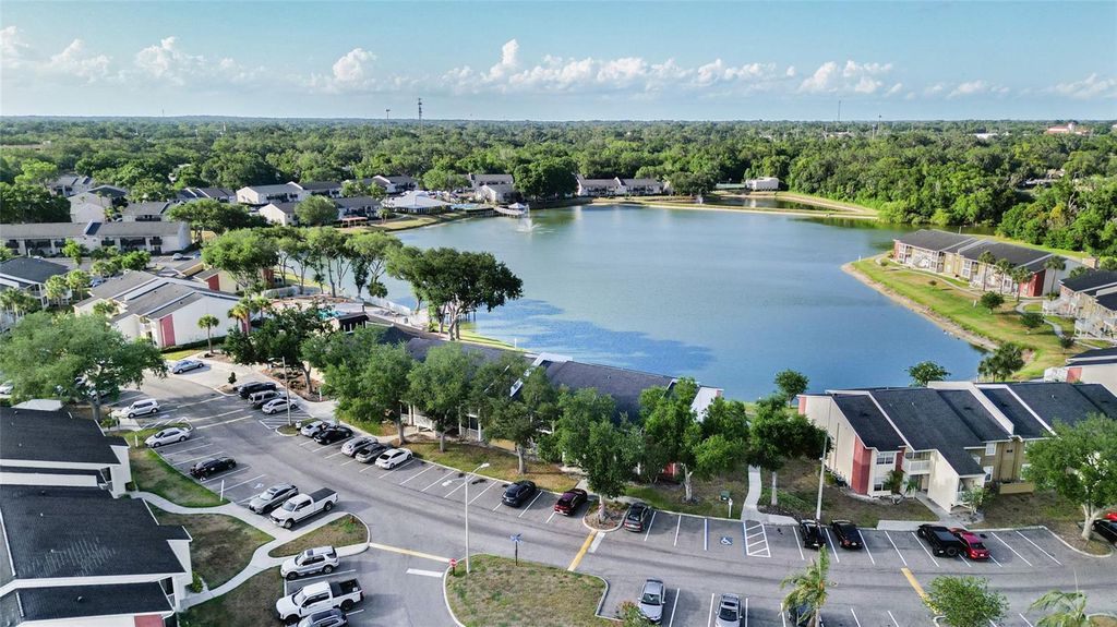 Photo of 214 Lake Parsons Grn Grn #206, Brandon, FL 33511 (MLS # OM725120)