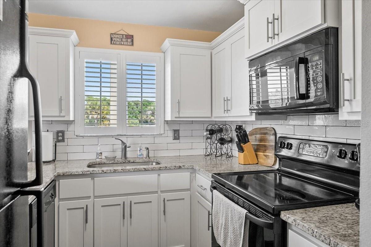 WEDGEWOOD COMMONS - Residential